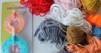 pom pom maker