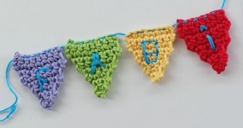 bunting cake topper crochet