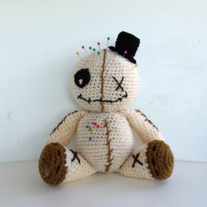 voodoo_doll_amigurumi_crochet