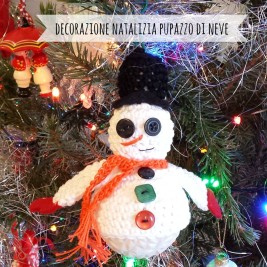 decorazione_natalizia_pupazzo_di_neve_uncinetto