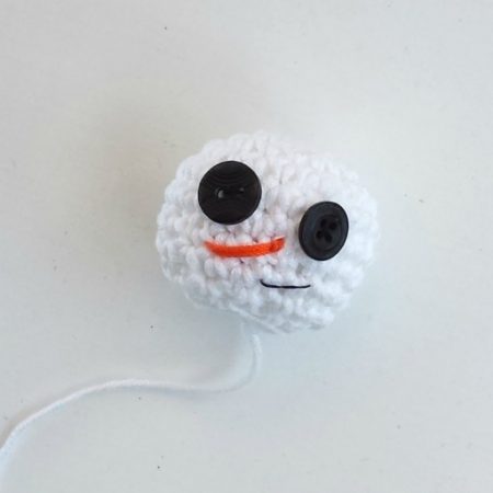 pupazzo_di_neve_uncinetto_testa