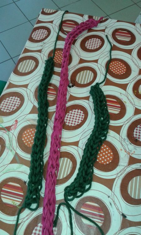 tutorial_finger_knitting