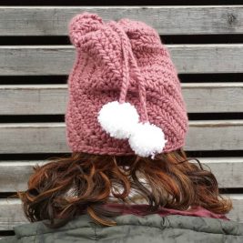 cappello con pon pon