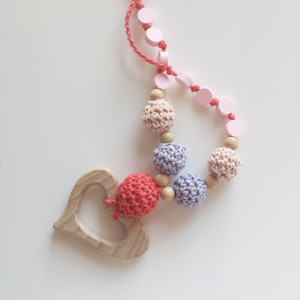 collana allattamento cuore legno colore rosa