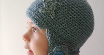 cappellino uncinetto con nodo